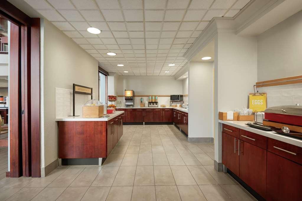 Hampton Inn & Suites San Marcos Restoran gambar
